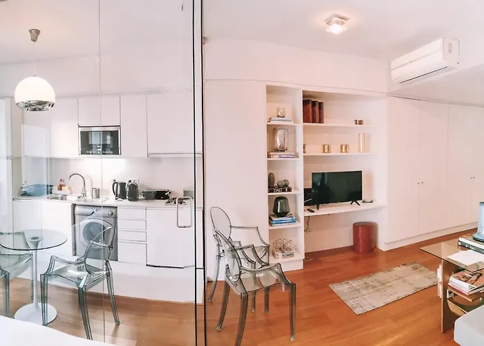 Lisbon Bairro Alto Apartments Free Parking